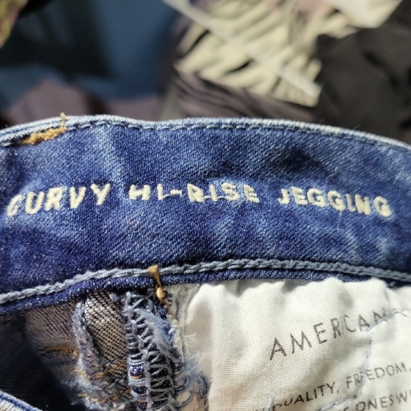 American Eagle Outfitters Distressed Dark Blue Skinny Jeans - Picture 11 of 11